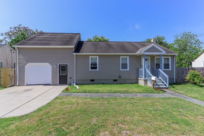 Primary Photo - 614 Sedgefield Dr