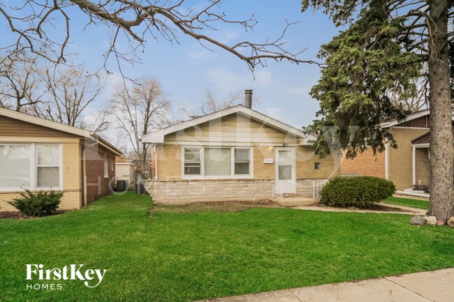 Building Photo - 14340 Kenwood Ave