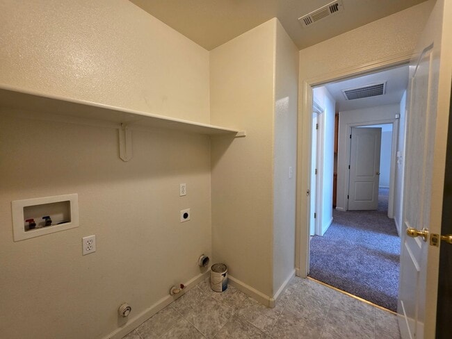 Building Photo - Single Story home in Sylvan Schools!
