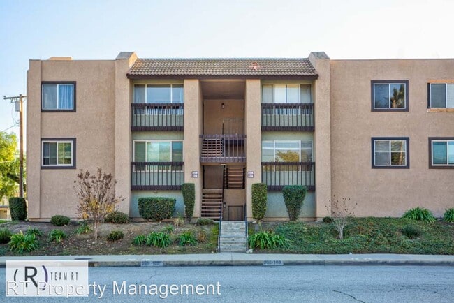 Primary Photo - 2 br, 2 bath House - 830 N Dalton Ave #108