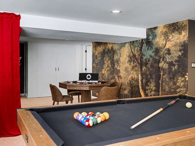 Building Photo - 28649 Jackson Rd