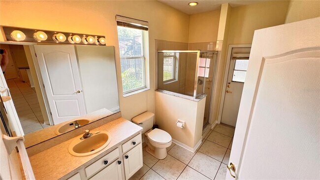 Building Photo - 7823 Fernleaf Dr