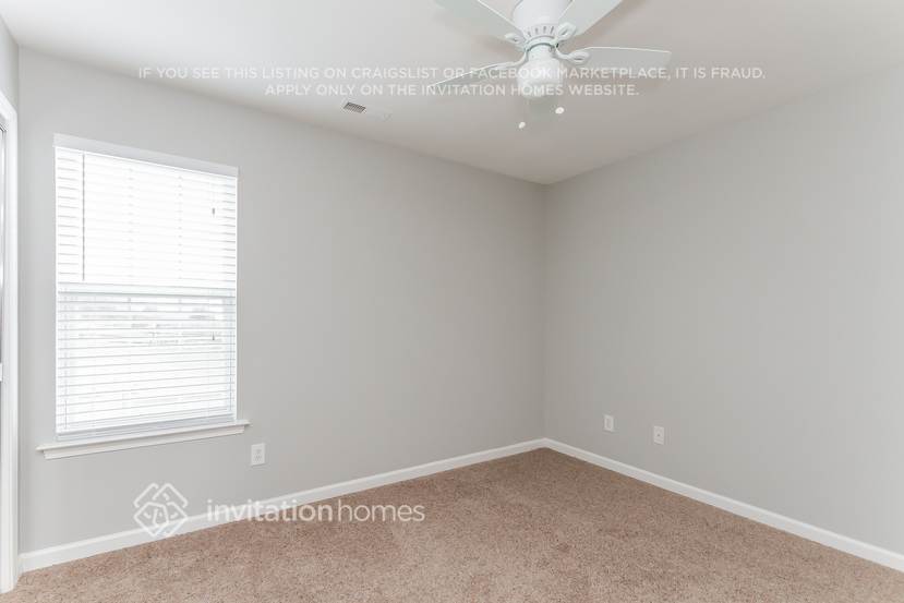 Building Photo - 115 Laporte Ln