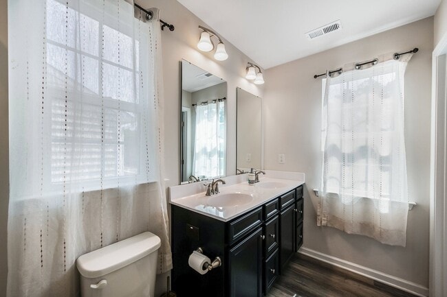 Building Photo - 6616 Pathfinder Wy