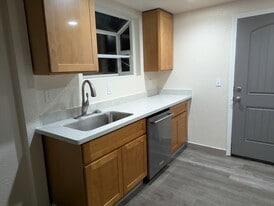 Building Photo - 316 127th St S