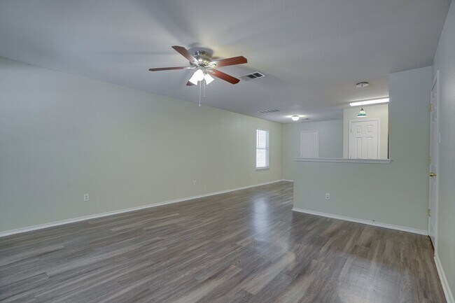 Building Photo - 9405 Rowlands Sayle Rd