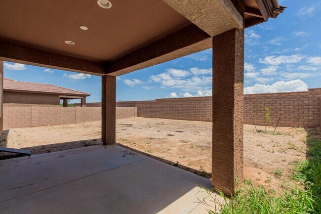 Building Photo - 6711 E Via Arroyo Largo