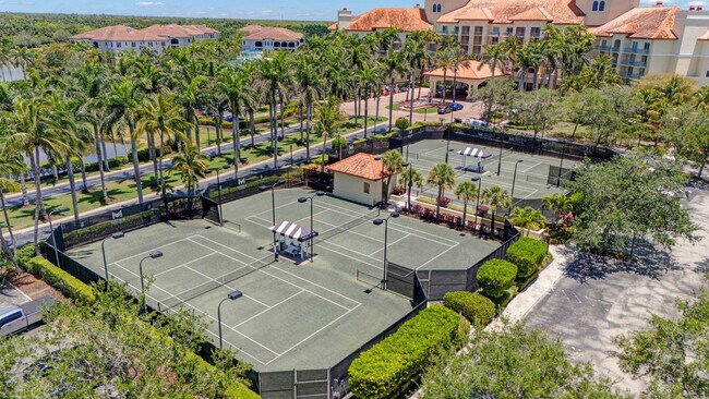 Building Photo - 2859 Tiburon Blvd E