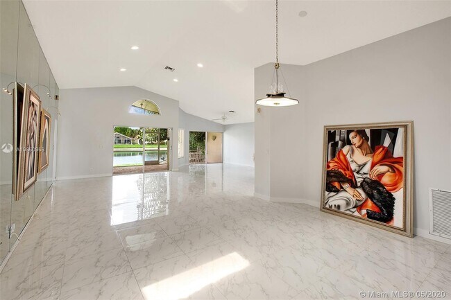 Building Photo - 9601 Harbour Lake Cir