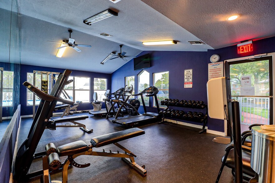 Building Photo - 3453 NW 44th St