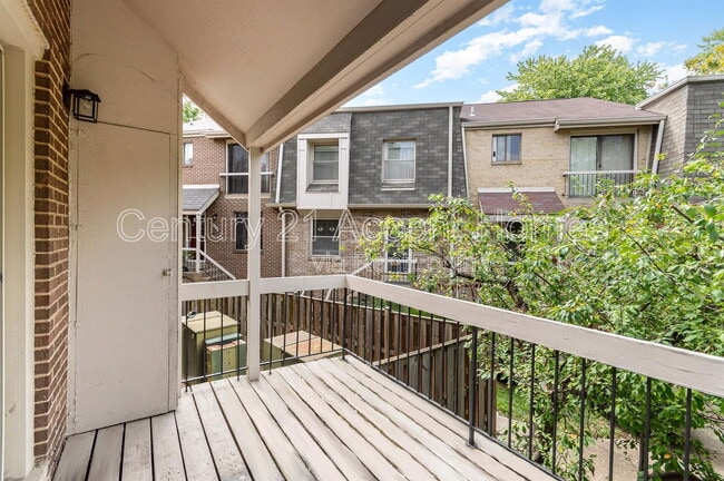 Building Photo - 1746 Dogwood Dr