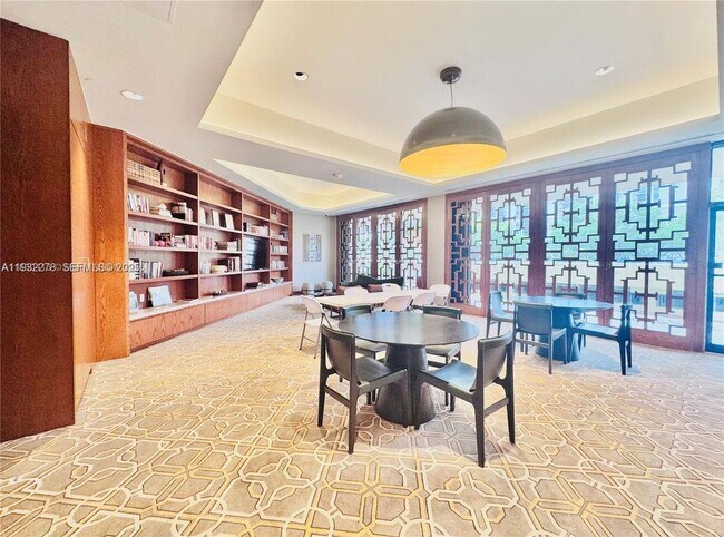 Building Photo - 11113 Biscayne Blvd