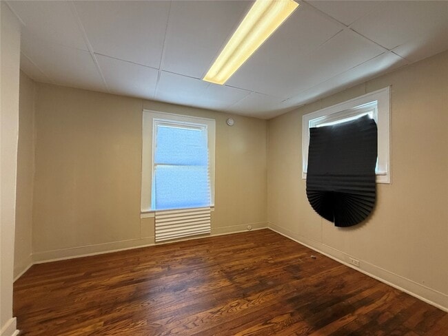 Building Photo - 107 Glenwood Ave