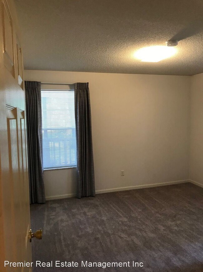 Building Photo - 2 br, 2 bath House - 352 E Partridge Ave