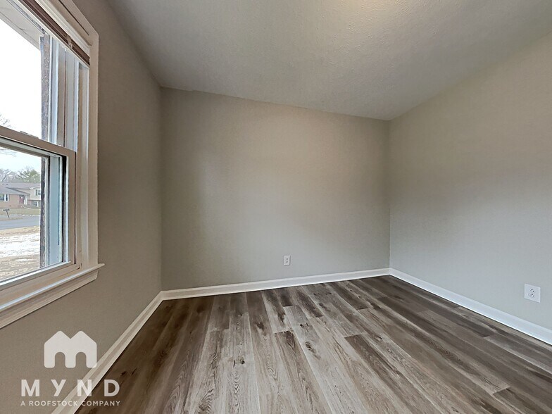 Building Photo - 6213 Eagle Peak Dr