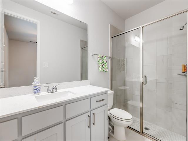 Building Photo - 820 Manchester Ave