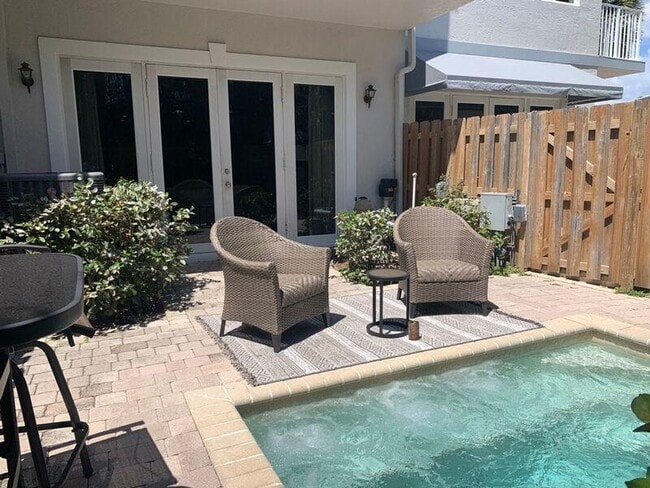 Building Photo - 4216 Sea Grape Dr