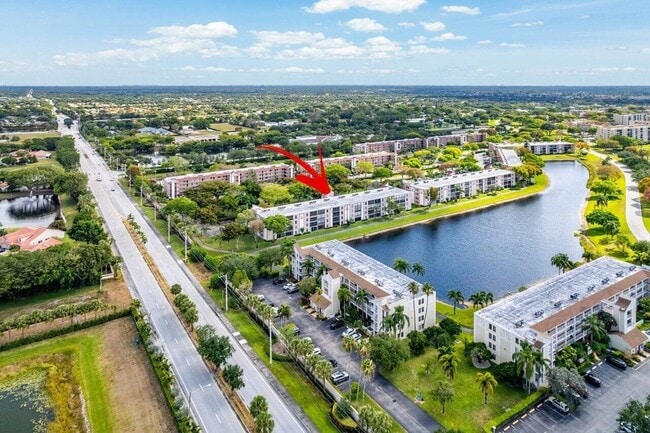 Building Photo - 7340 Amberly Ln