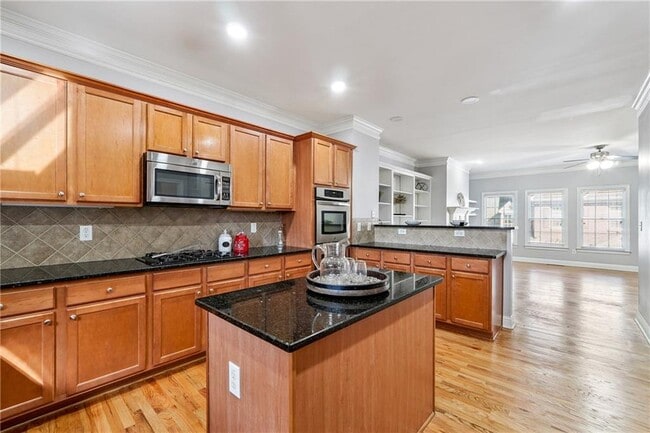 Building Photo - 10090 Jones Bridge Rd