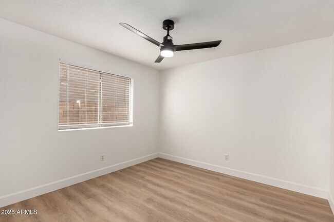 Building Photo - 24410 N 39th Ave