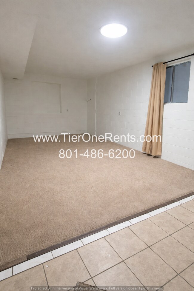 Building Photo - **MOVE IN SPECIAL** Half off first month's rent