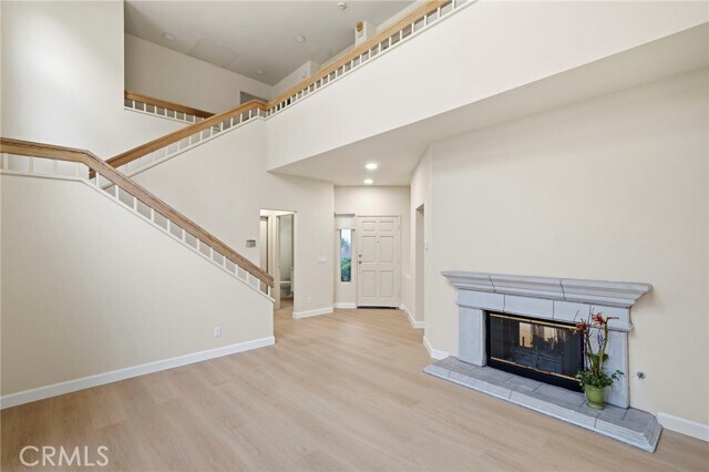 Building Photo - 5 Belcanto