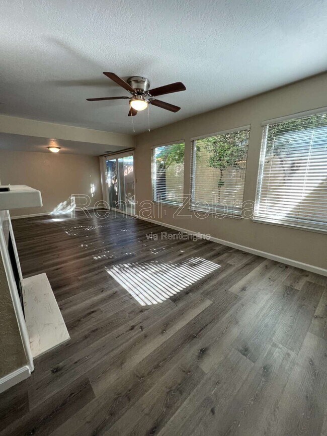 Building Photo - 3616 Cherryglen Way