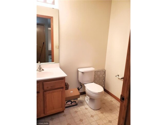 Building Photo - 1902 Aster