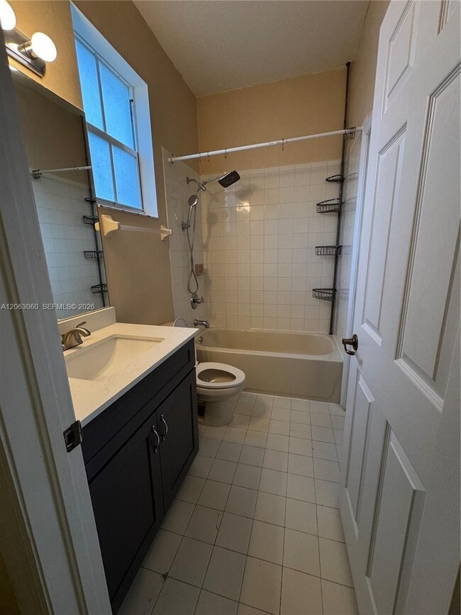 Building Photo - 4917 SW 140th Terrace