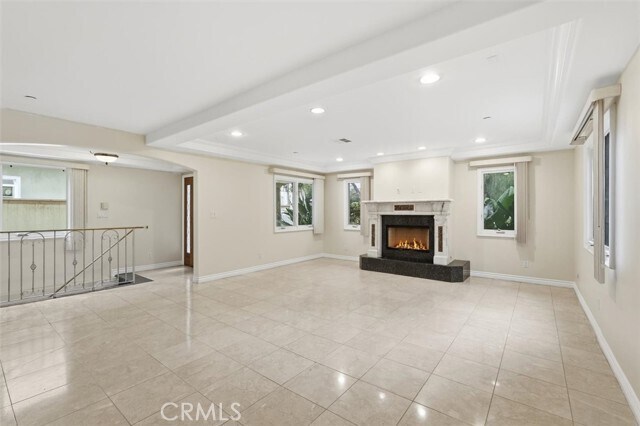 Building Photo - 233 S Irena Ave