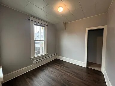 Building Photo - 3BR Apartment Near WWU & Close to Downtown, Pre-Leasing for August 2026