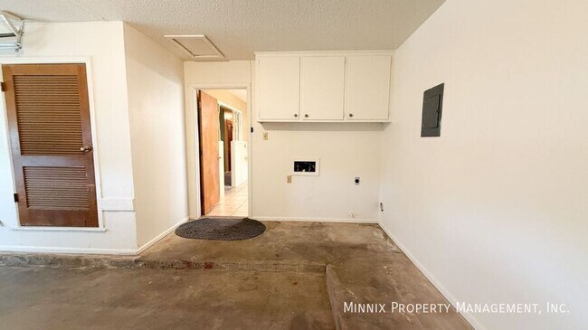 Building Photo - 4313 58th St