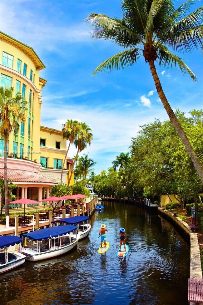 Building Photo - 1016 NE 17th Ave