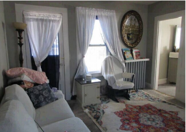 Building Photo - 66 Julius St