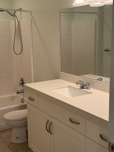 Building Photo - 158 S 140 E