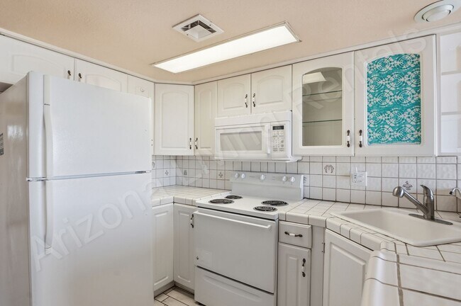 Building Photo - 89 Acoma Blvd N
