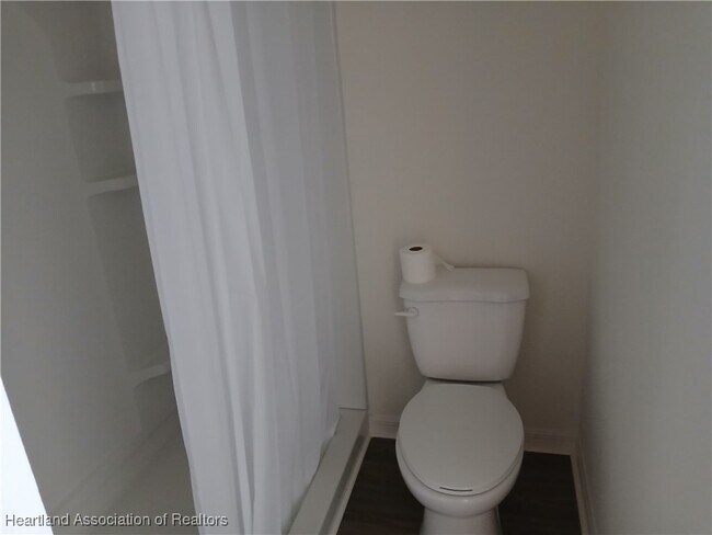Building Photo - 1245 Stone Ridge Cir