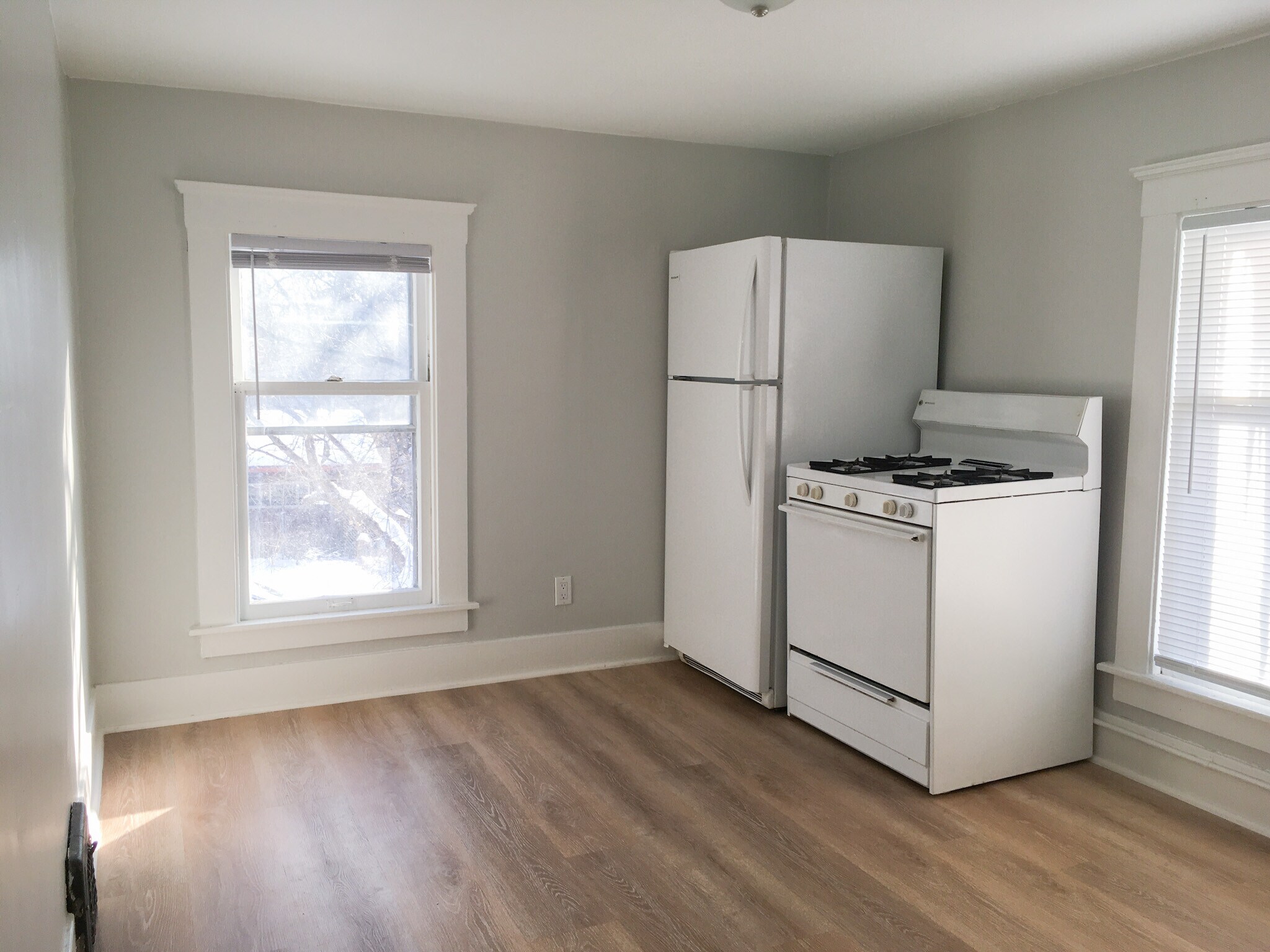 Kitchen - 219 W Oakland Ave