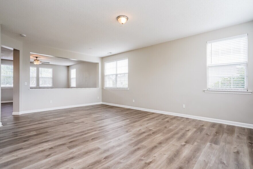 Building Photo - 3201 Mackinac Island Ln