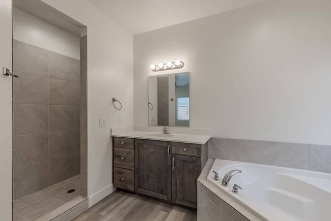 Building Photo - Beautiful Property in the Sage Canyon Neig...