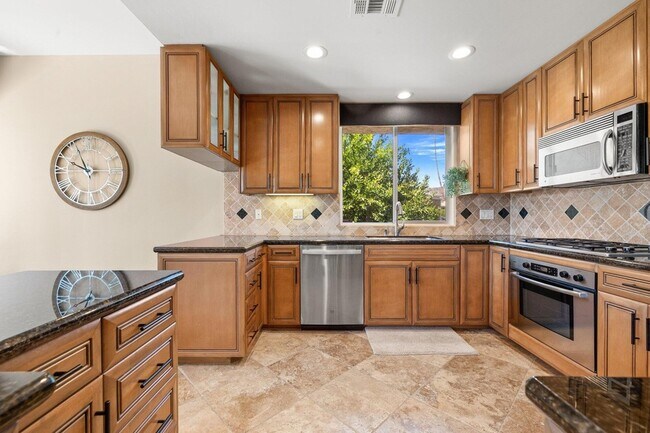 Building Photo - 45800 Pima Rd