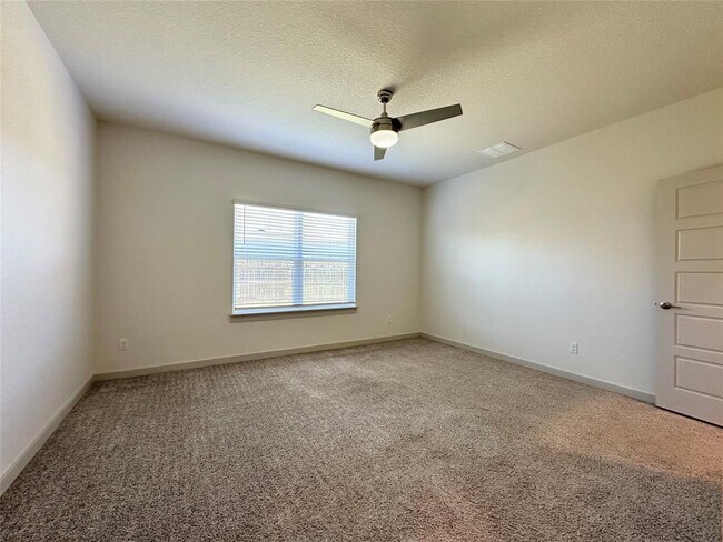 Building Photo - 5132 Vanner Path