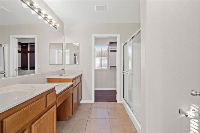 Building Photo - 4790 Greencombe Ct