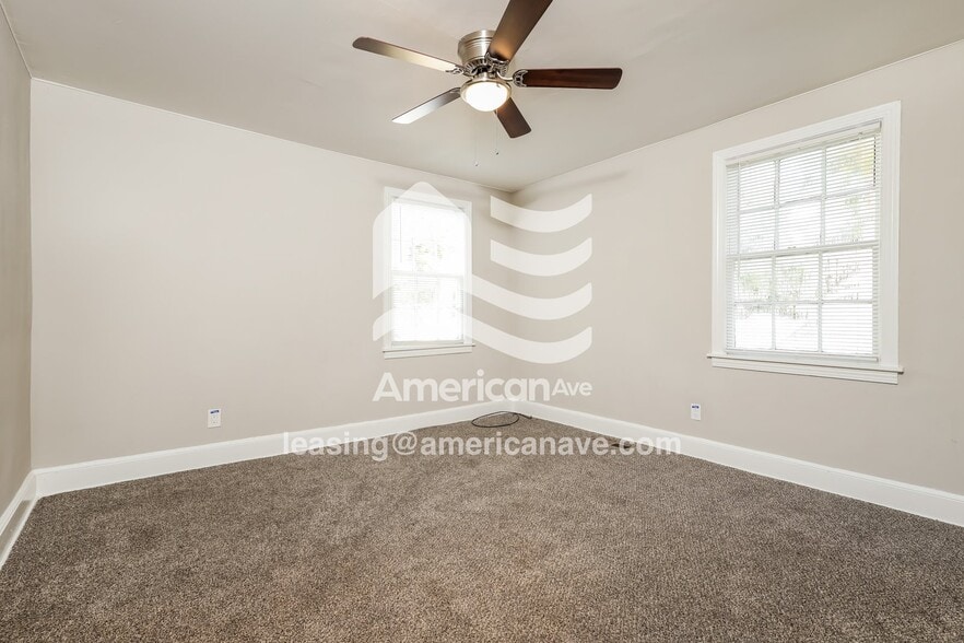 Building Photo - 4282 Adams St