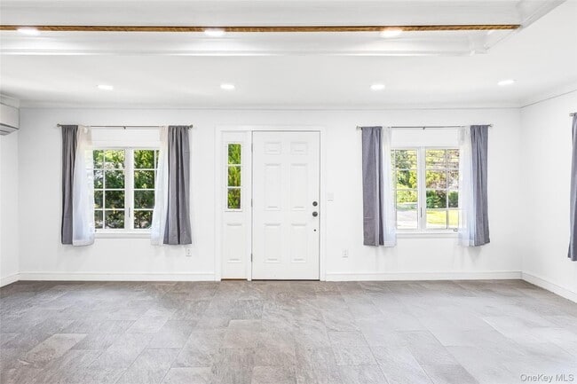 Building Photo - 143 Rocky Point Landing Rd