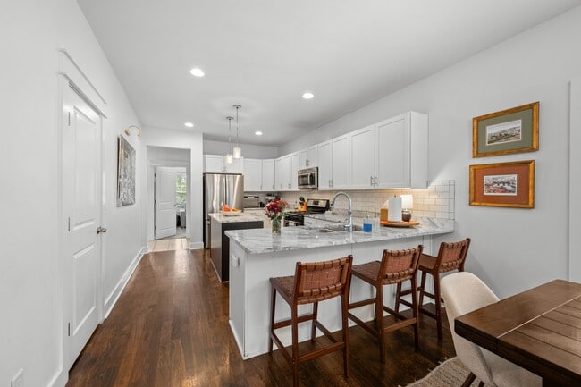 Building Photo - 1126A Cahal Ave