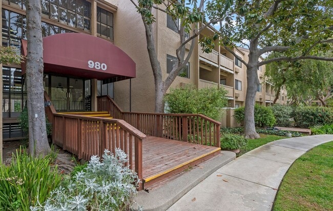 Primary Photo - 1 bedroom 1 bath condo in heart of Silicon Valley.