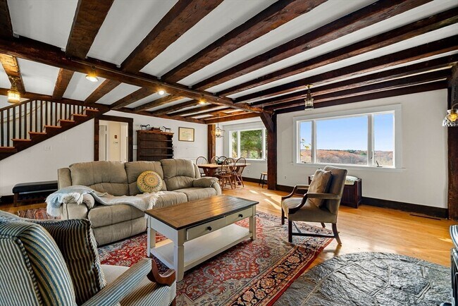 Building Photo - 1 Noahs Hl Wy