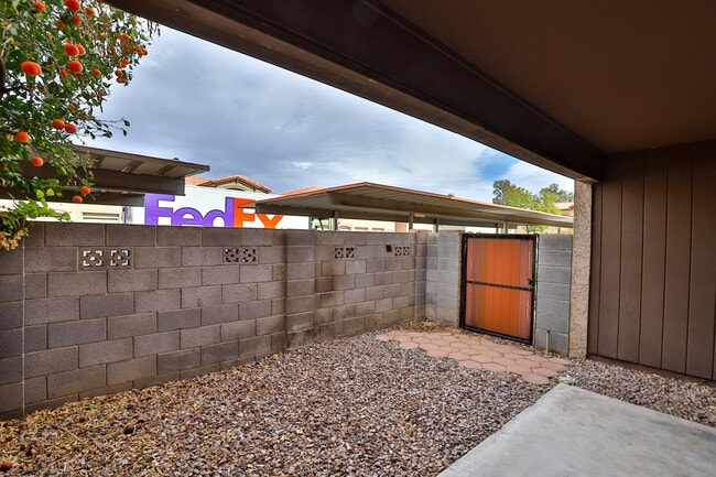 Building Photo - 1730 W Emelita Ave