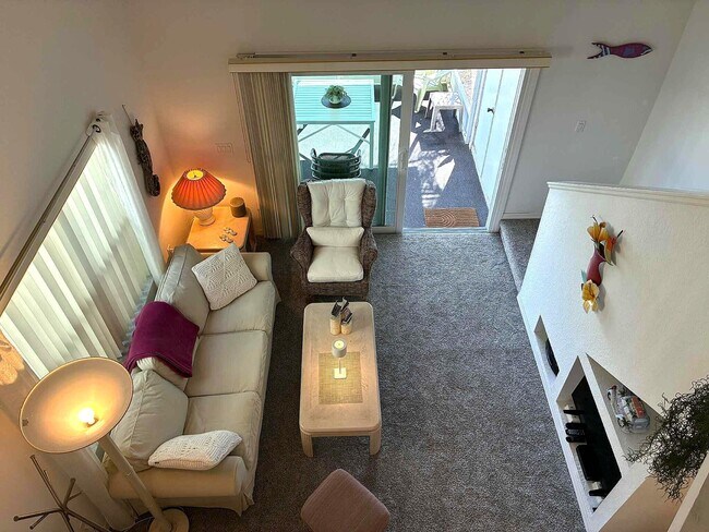 Building Photo - 1820 Waterford Dr